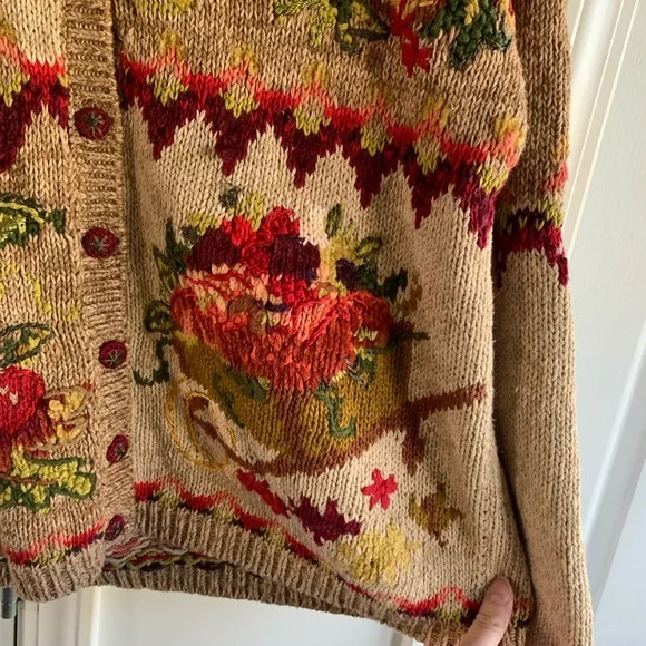 Heirloom collectibles Floral Knit Women's Sweater - Picture 6 of 16